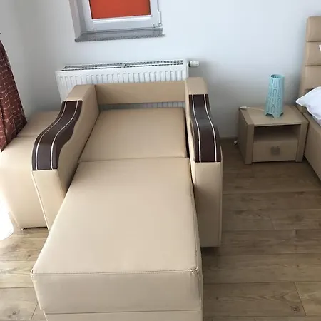 Nisa Апартаменти
